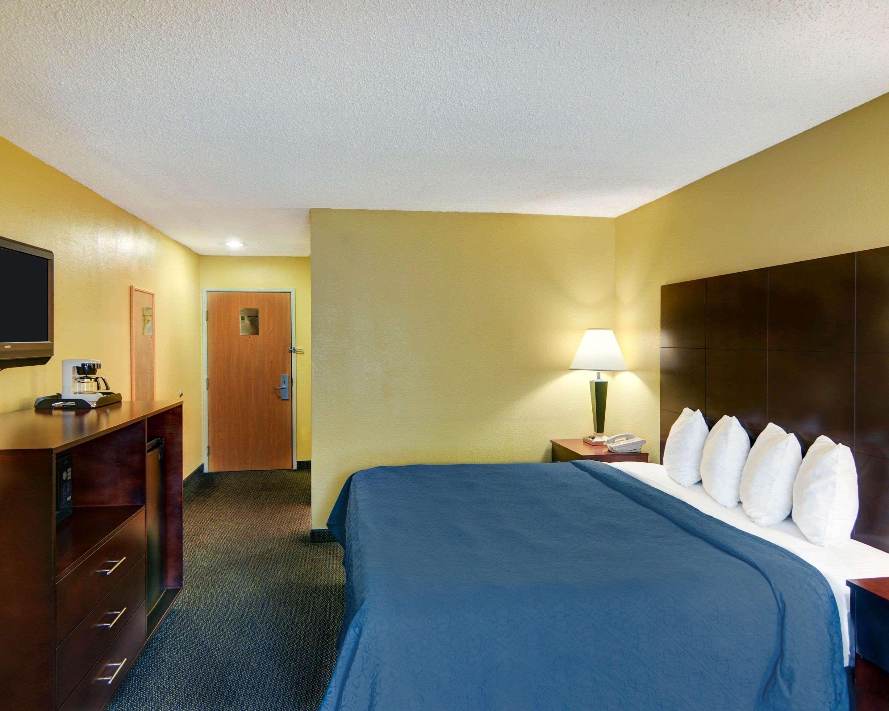 Quality Inn & Suites Grand Prairie Esterno foto